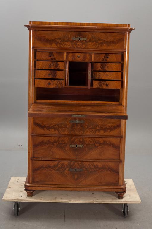 CHIFFONJÉ, 1900-talets början.