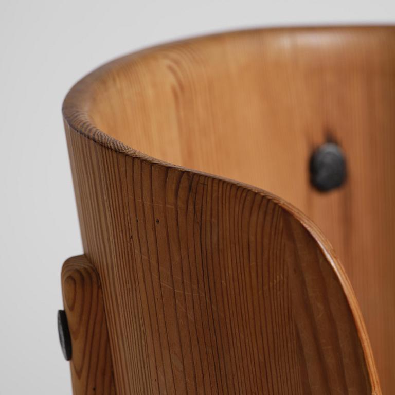 Axel Einar Hjorth, a stained pine "Lovö" chair, Nordiska Kompaniet, Sweden, 1930s.