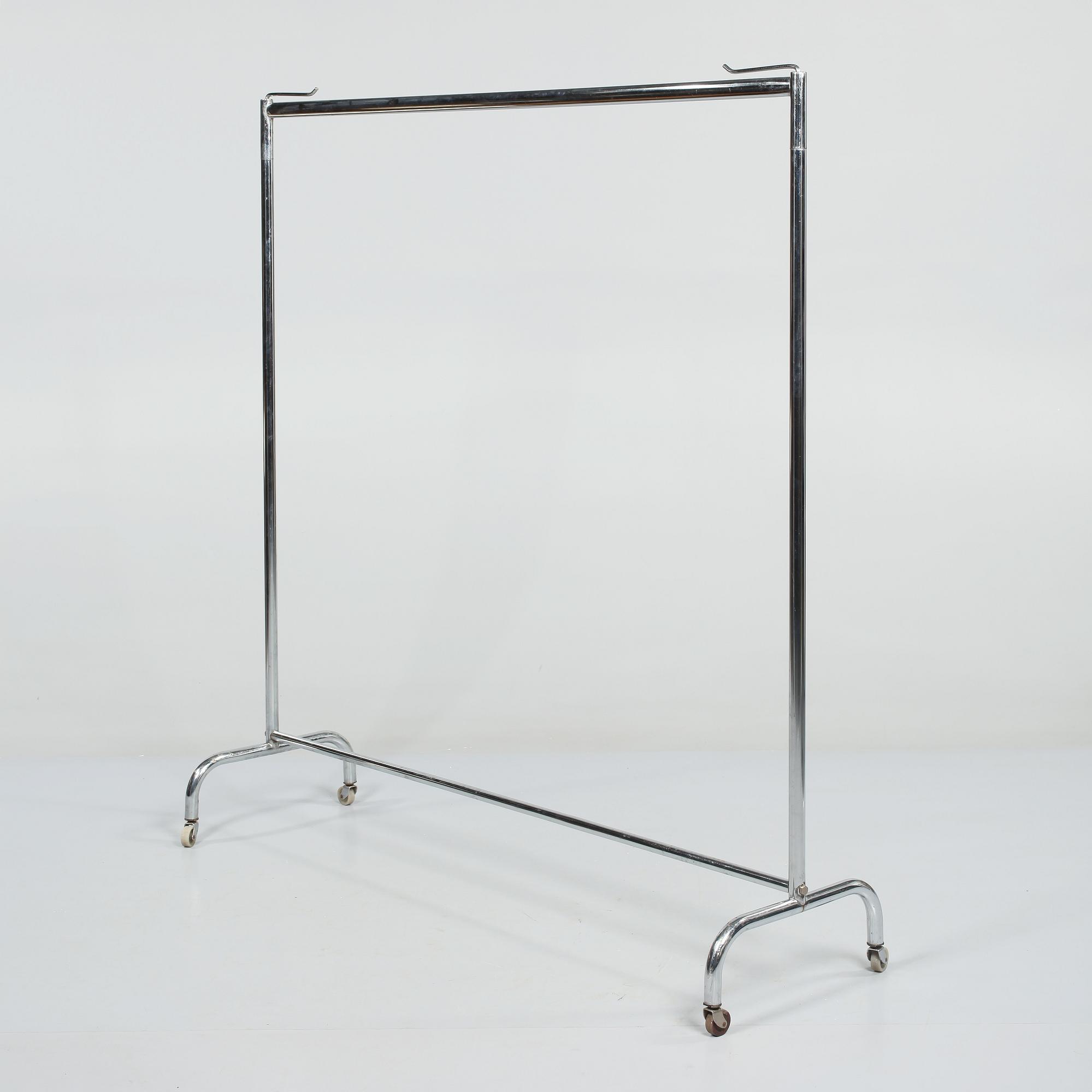 KLÄDHÄNGARE, omkring 1900-talets mitt.