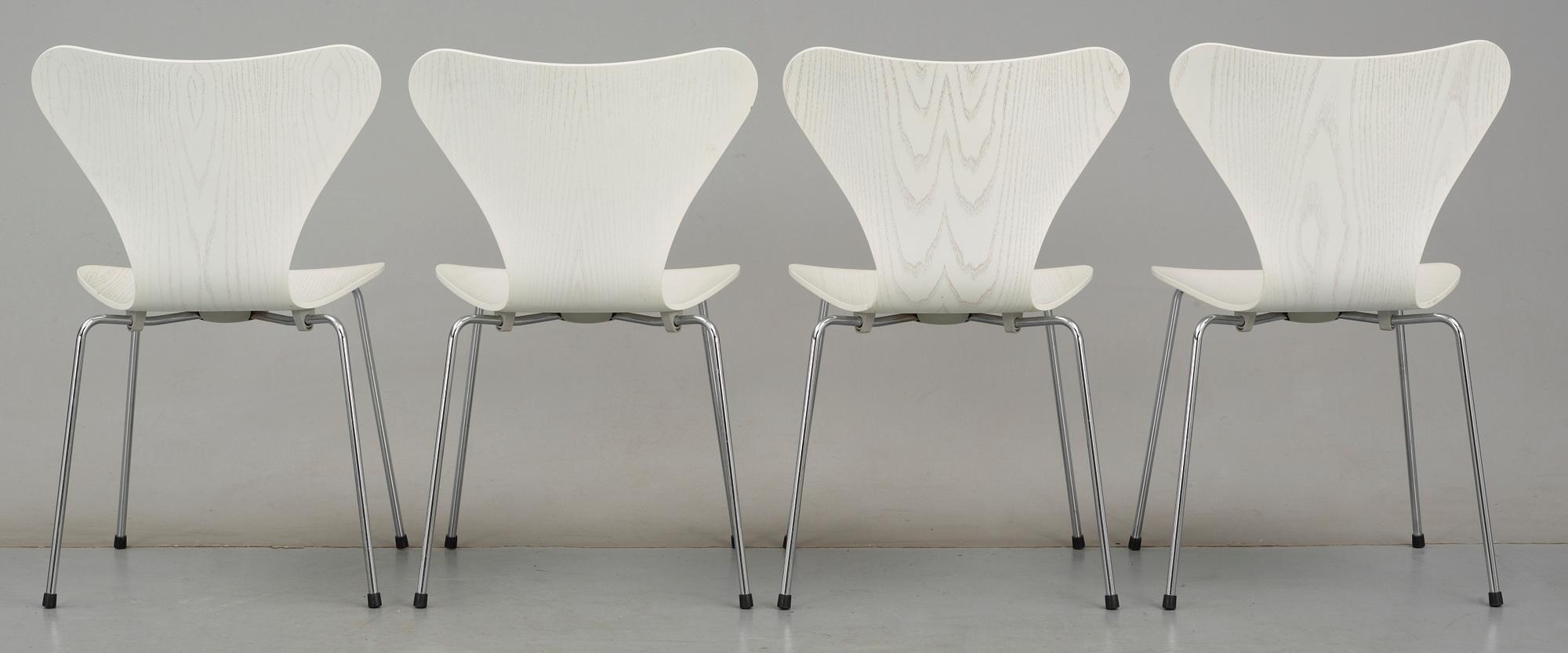 STOLAR, 4 st, "Sjuan", Arne Jacobsen, Fritz Hansen, Danmark, 2001.