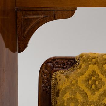 BOKHYLLA OCH SOFFA, jugend, 1900-talets början.