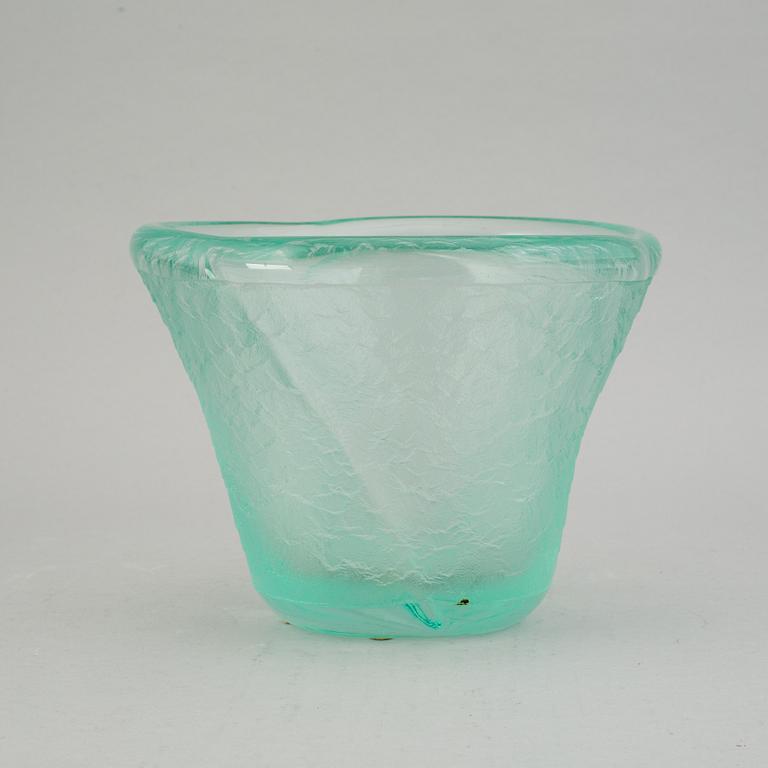 A Daum glass vase, Nancy, France.