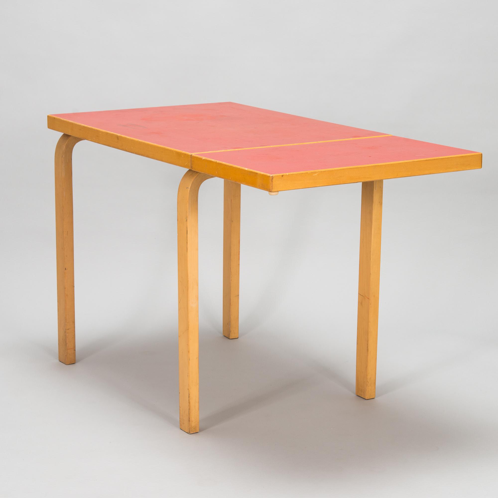Alvar Aalto, a 1960s 'DL82' table for O.Y. Huonekalu- ja Rakennustyötehdas.