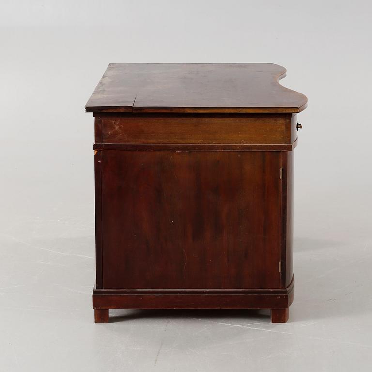 An early 20th century desk.