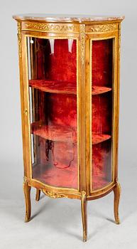 VITRINSKÅP, rokokostil, Frankrike, 1800-/1900-tal.