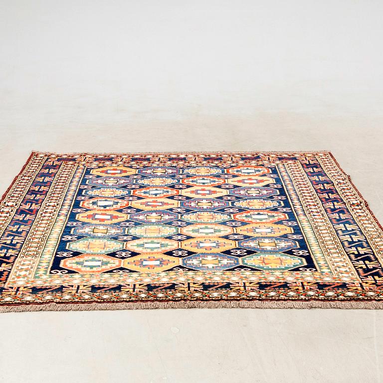 Oriental rug, approximately 196x199 cm.