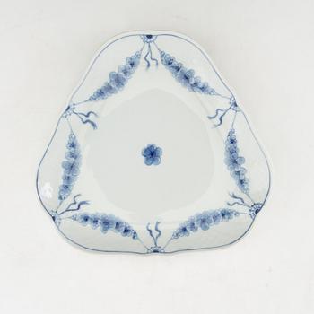 Harriet Bing, service, 30 pieces, "Empire", Bing & Grøndahl, Denmark.