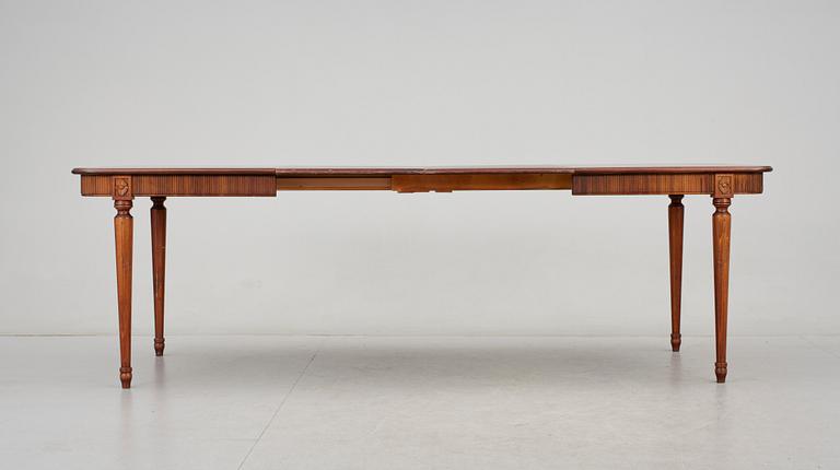 MATSALSGRUPP, 6+1 delar, gustaviansk stil, 1900-talets mitt.