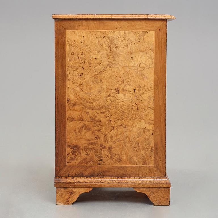 A Swedish late Baroque 1720-40's writing desk.