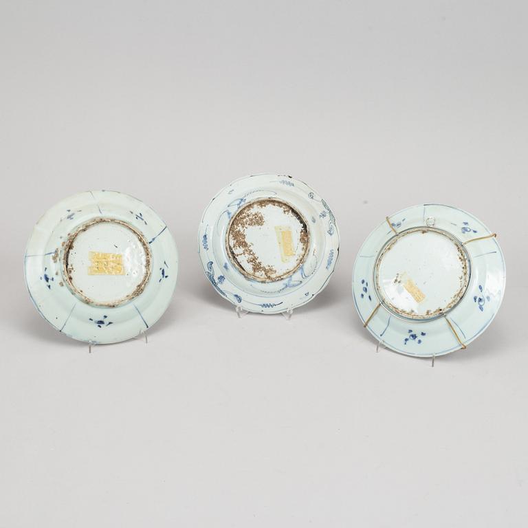 A set of six blue and white kraak dishes, Ming dynasty, Wanli (1572-1620).