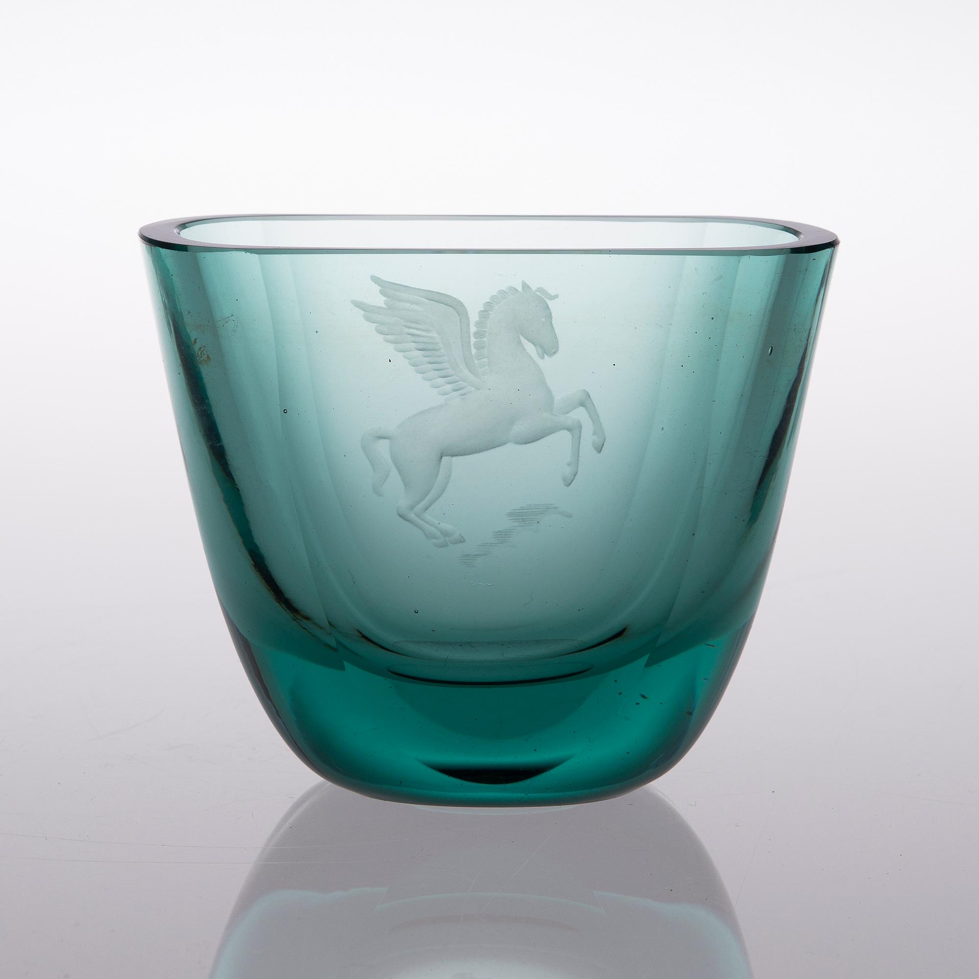 GÖRAN HONGELL, vase, glass, signed and dated, Karhula -47.