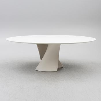 Xavier Lust, matbord, "S Table", MDF Italia.