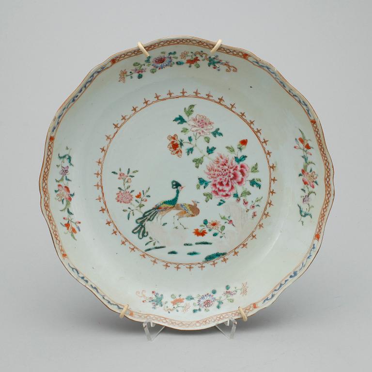 SKÅLFAT, porslin, Qianlong, Kina 1700-tal.