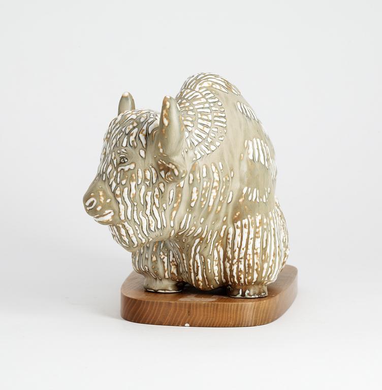 A Gunnar Nylund figure of a yak.