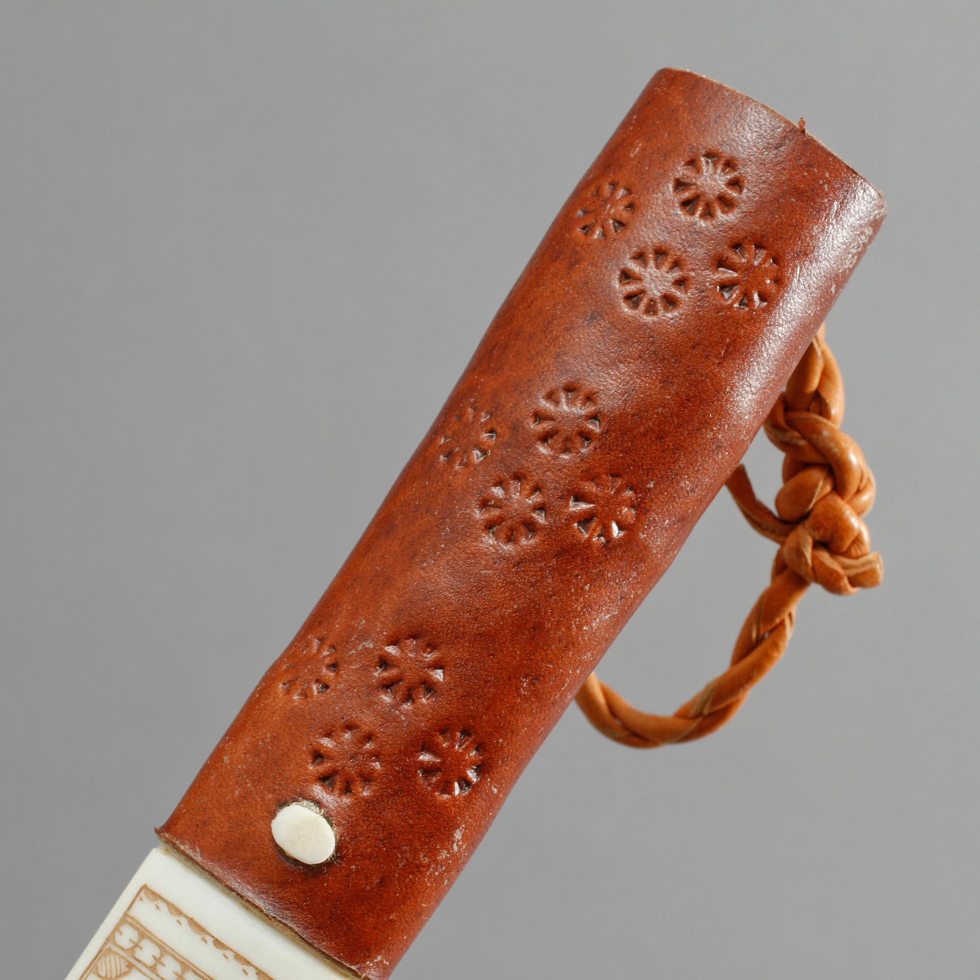 SAMEKNIVAR, 3 st, bl a Johan Gaup, Laimoviken, delvis monogramsignerade, 1900-tal.