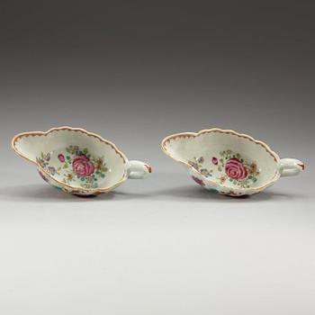 A pair of famille rose sauce boats, Qing dynasty, Qianlong (1736-95).