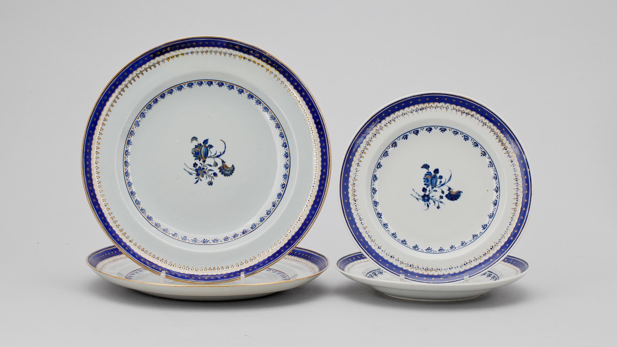 TALLRIKAR SAMT ASSIETTER, 2+2, kompaniporslin, Kina, tidigt 1800-tal.