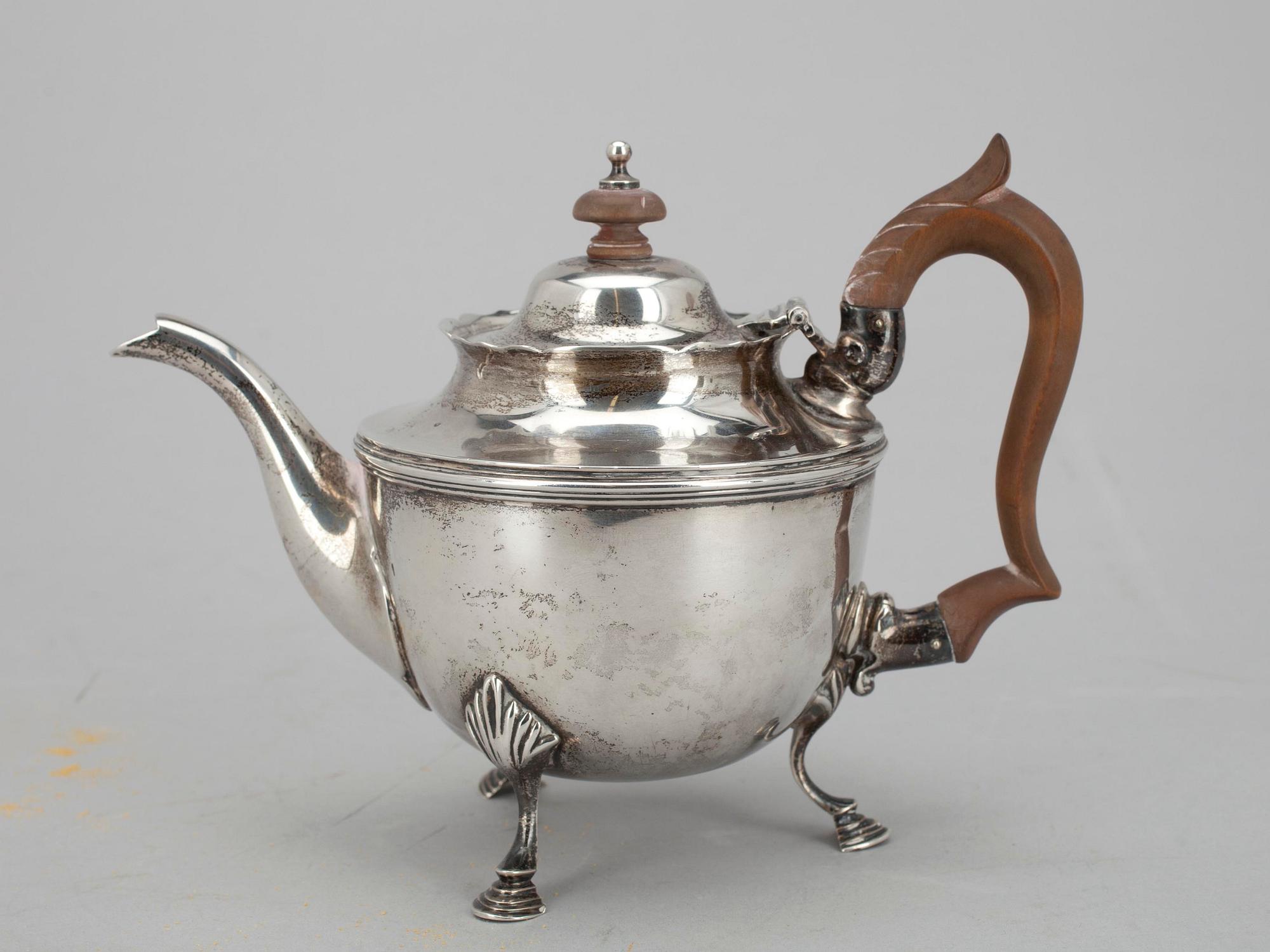 KAFFEKANNA, silver, Hamilton & Inches, Edinburg 1897.