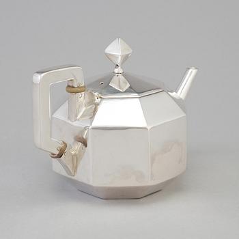 A Swedish octagonal shape small silver teapot, maker's mark K Anderson, Stockholm 1898.