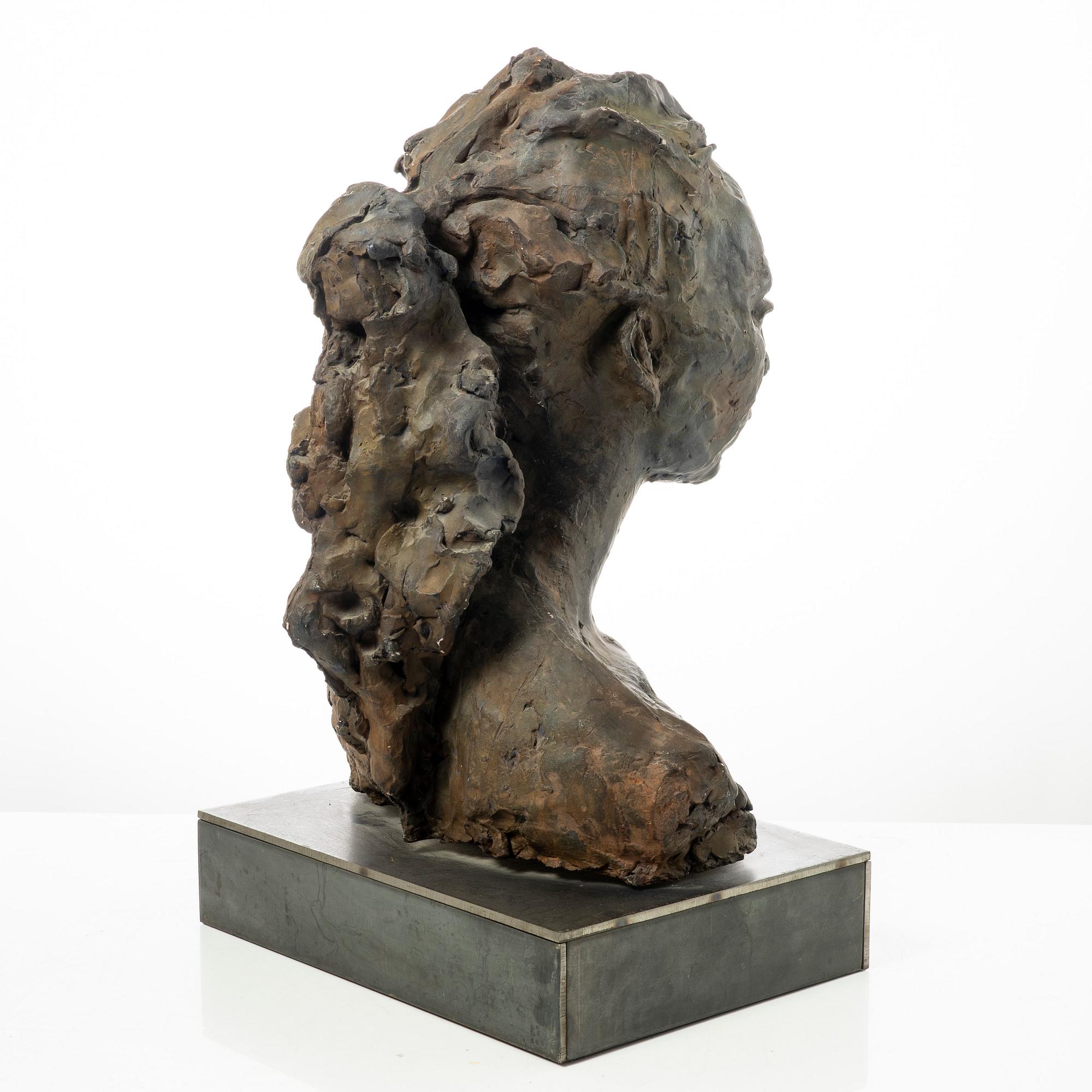 Anne-Marie Nordin, bust.