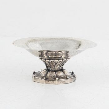 Johan Rohde, a sterling silver bowl on foot, Georg Jensen, Denmark, circa 1925.