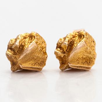Björn Weckström, A pair of 14K gold earrings 'Nugget' for Lapponia.