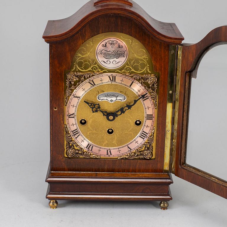 A dutch mantle clock by John Warmink, Wuba, Almelo, 20th century.