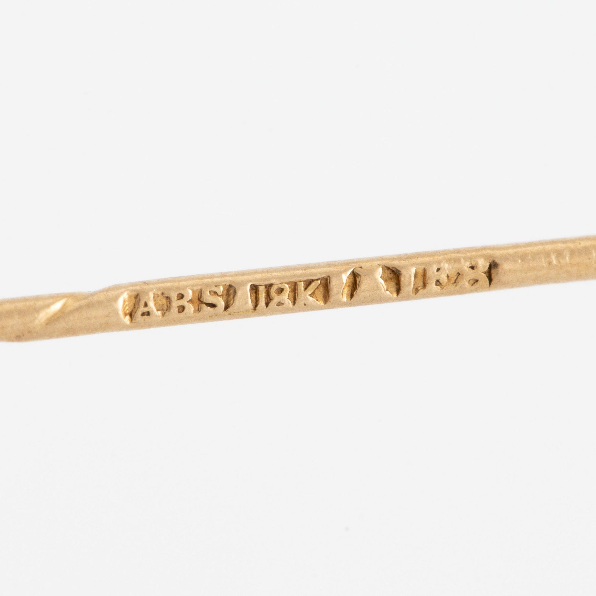 Tie pin, 18K gold with a half-pearl and rose-cut diamond.