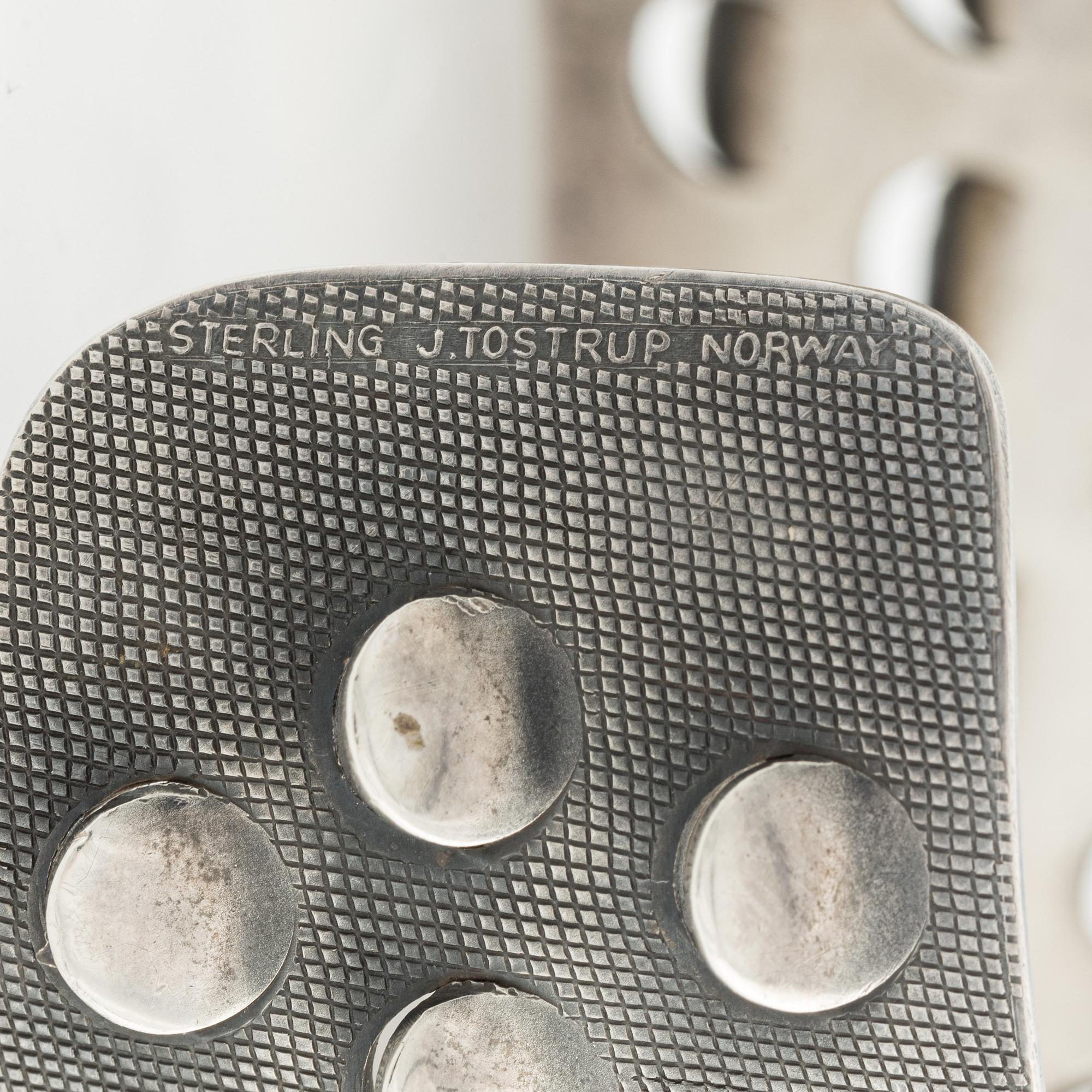 Grete Prytz-Kittelsen, för J. Tostrup, armring, sterlingsilver, Norge.