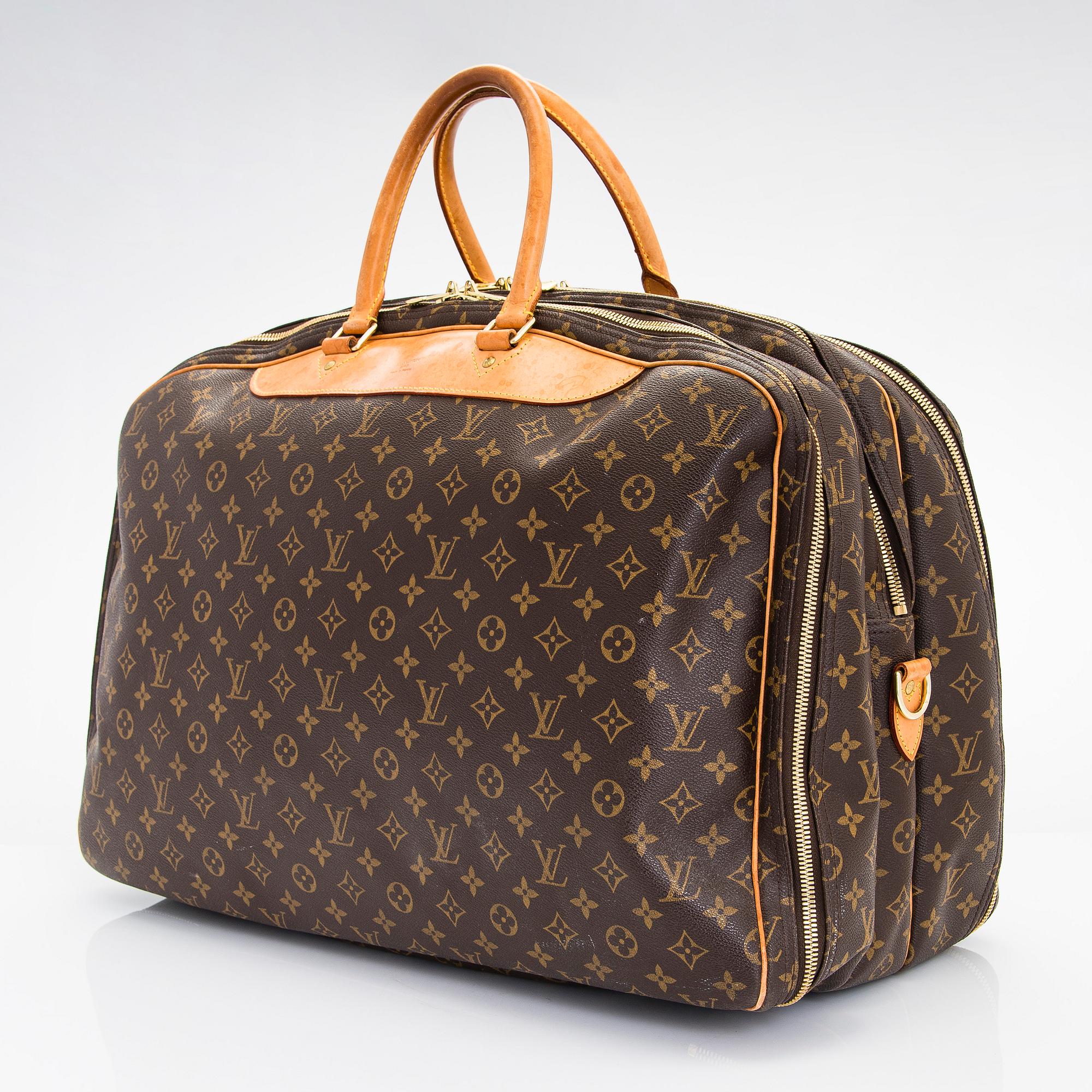 Louis Vuitton, a Monogram Canvas 'Sac Alize 3' soft suitcase.