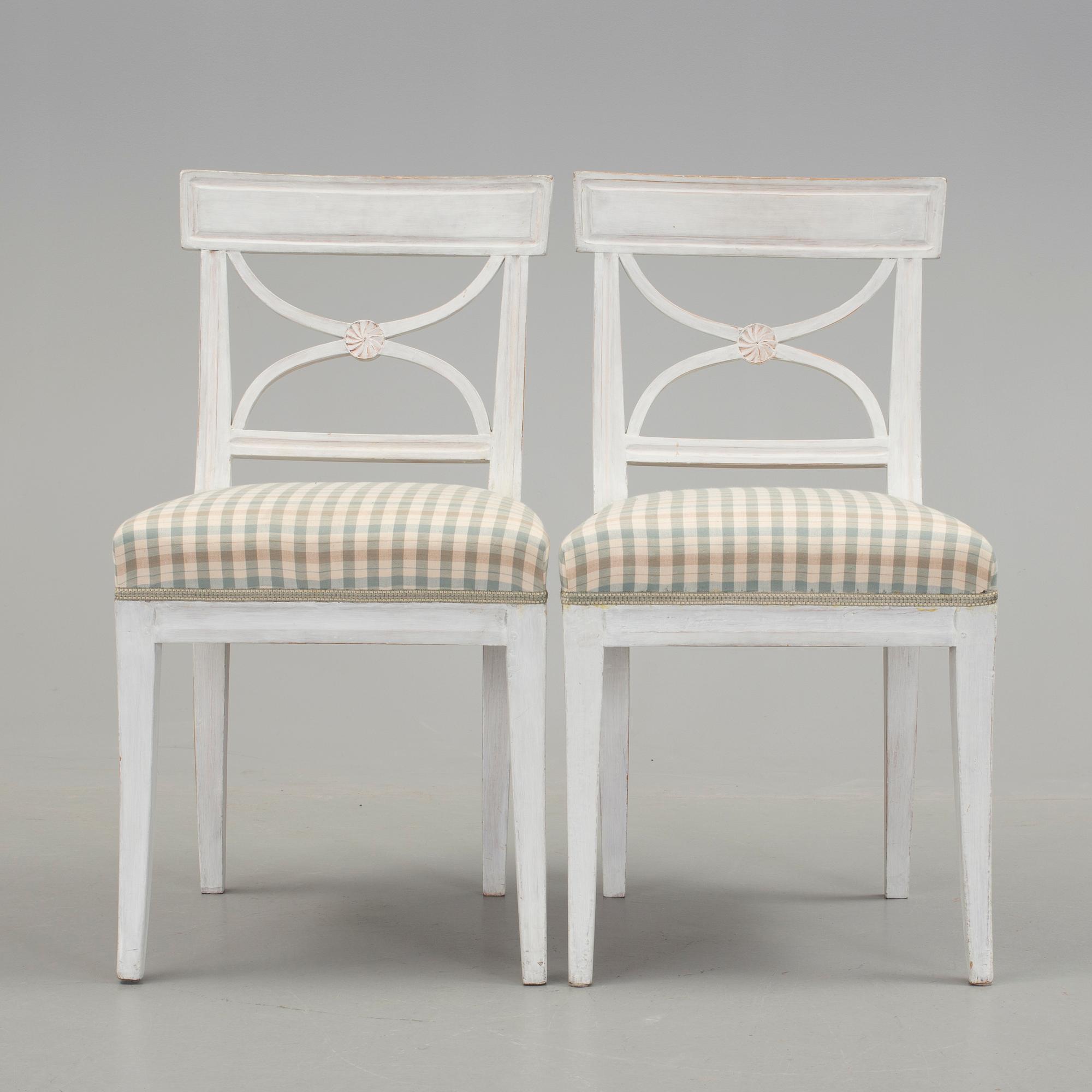 STOLAR, ett par, sk. Bellmanstolar, 1800/1900-tal.