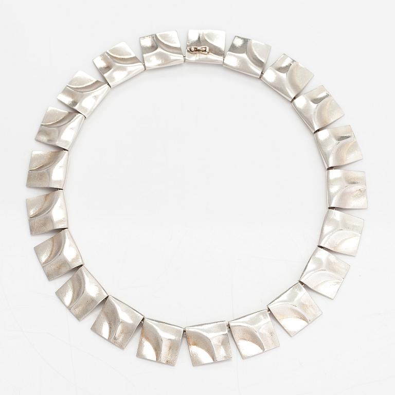 Björn Weckström, A sterling silver necklace "Galactic peaks". Lapponia 1979.