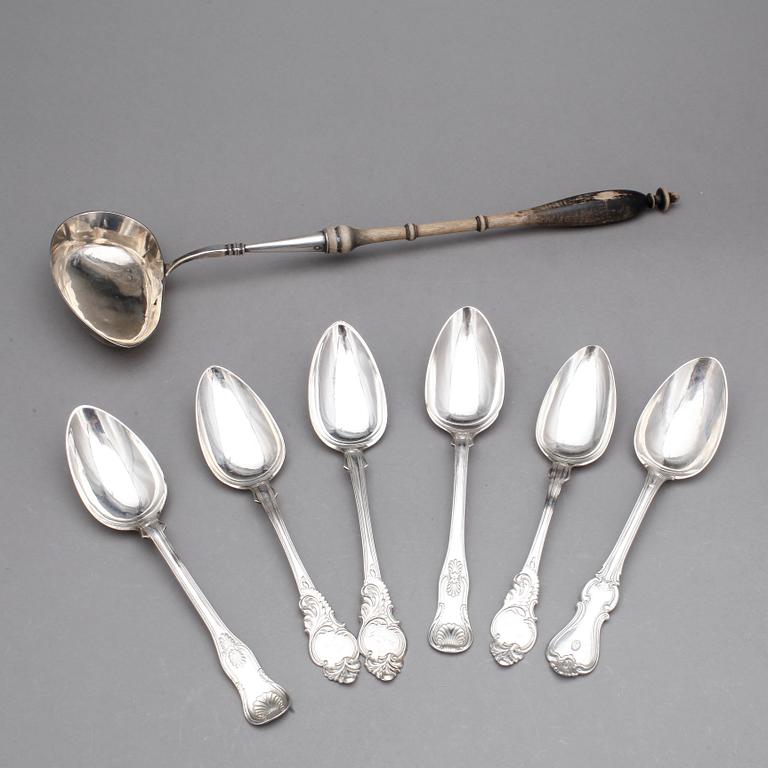 PARTI SILVERBESTICK, 19 delar, Sverige och Finland. 1800-1900-tal. Tot ca 609 gram.