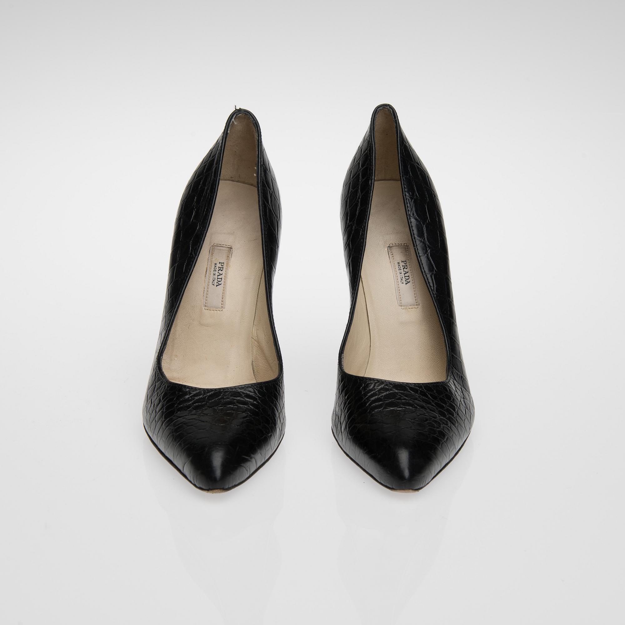 SKOR, Prada, storlek 37,5.