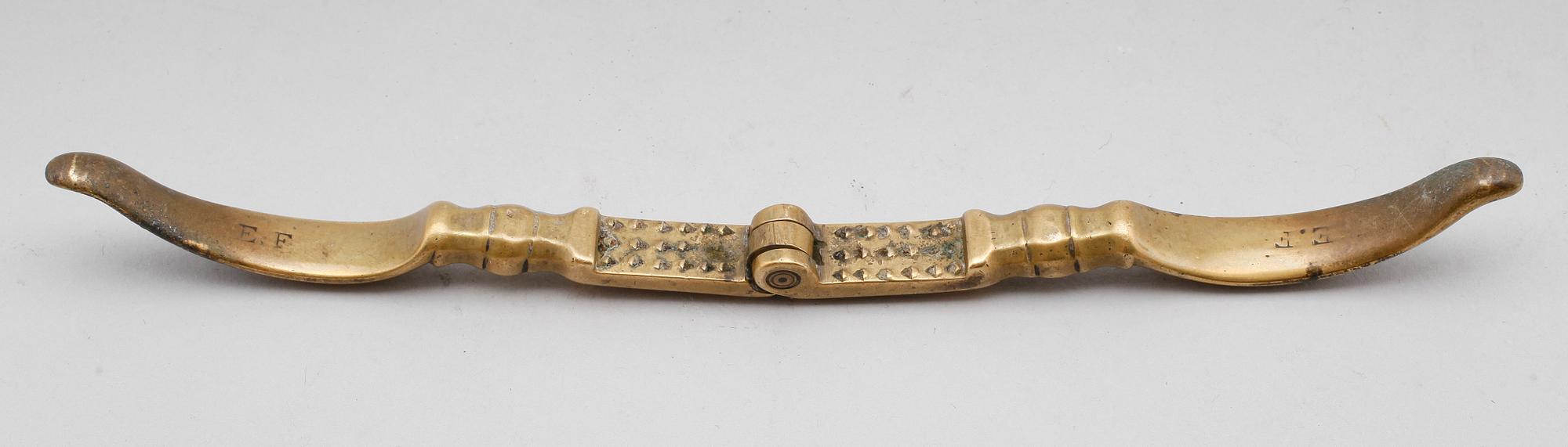 NÖTKNÄPPARE, mässing, England, 1700-tal.