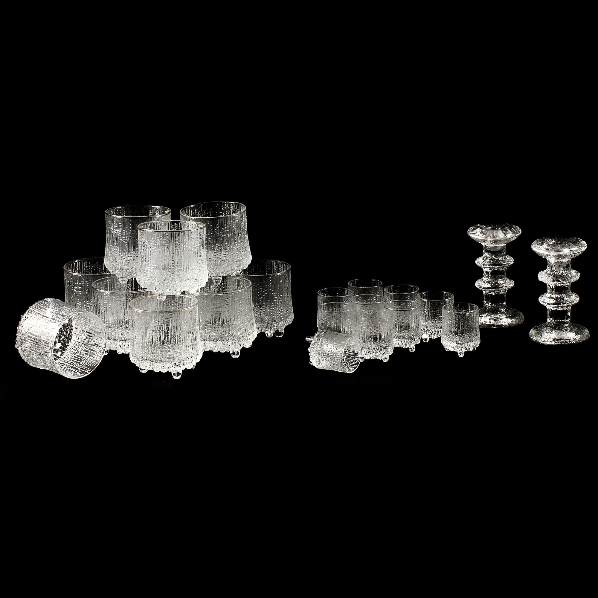 GLAS, 19 st SAMT LJUSSTAKAR, ett par, "Festivo", T Sarpaneva samt "Ultima Thule", T Wirkkala, Iittala, 1900-tal.