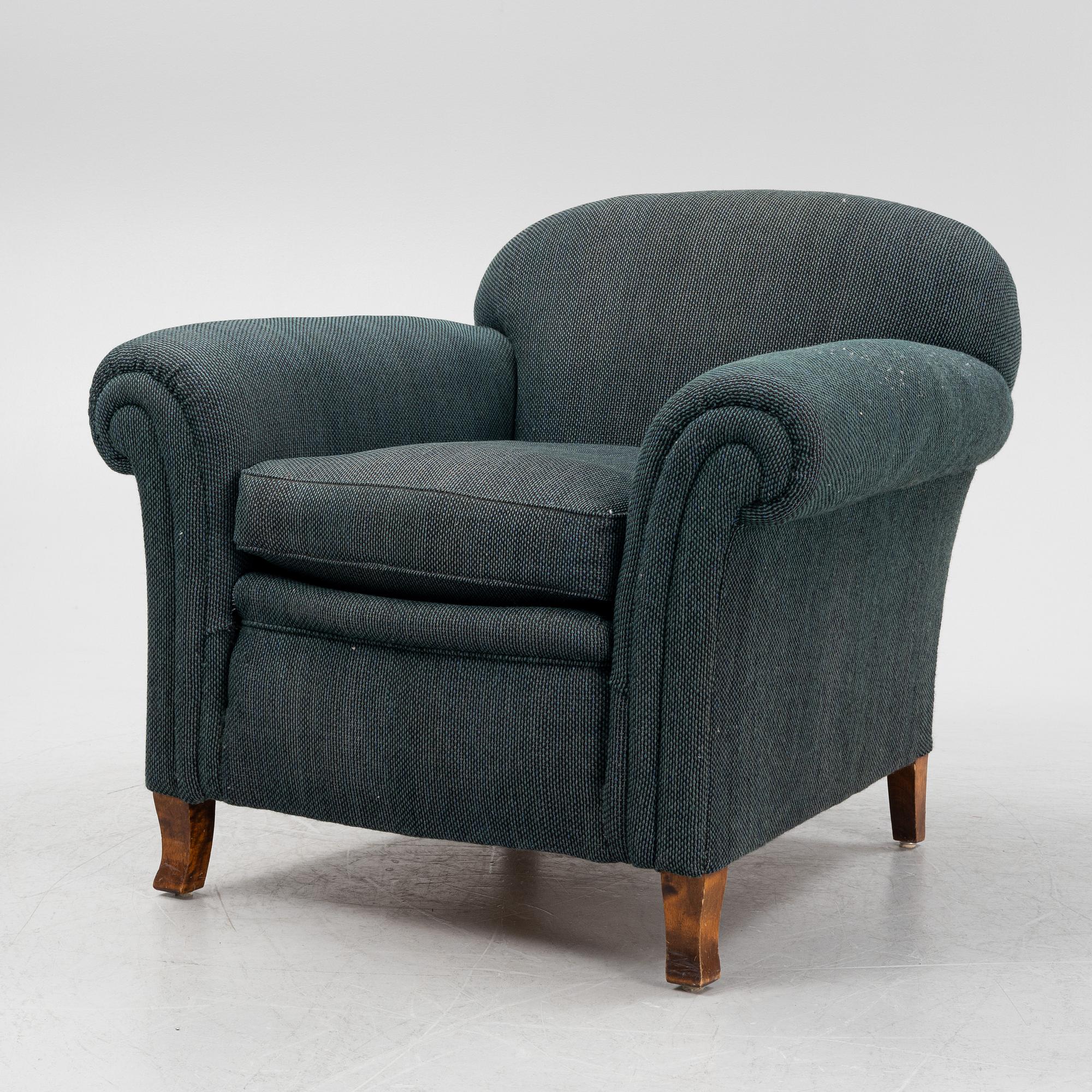 An armchair, first half of the 20th century.