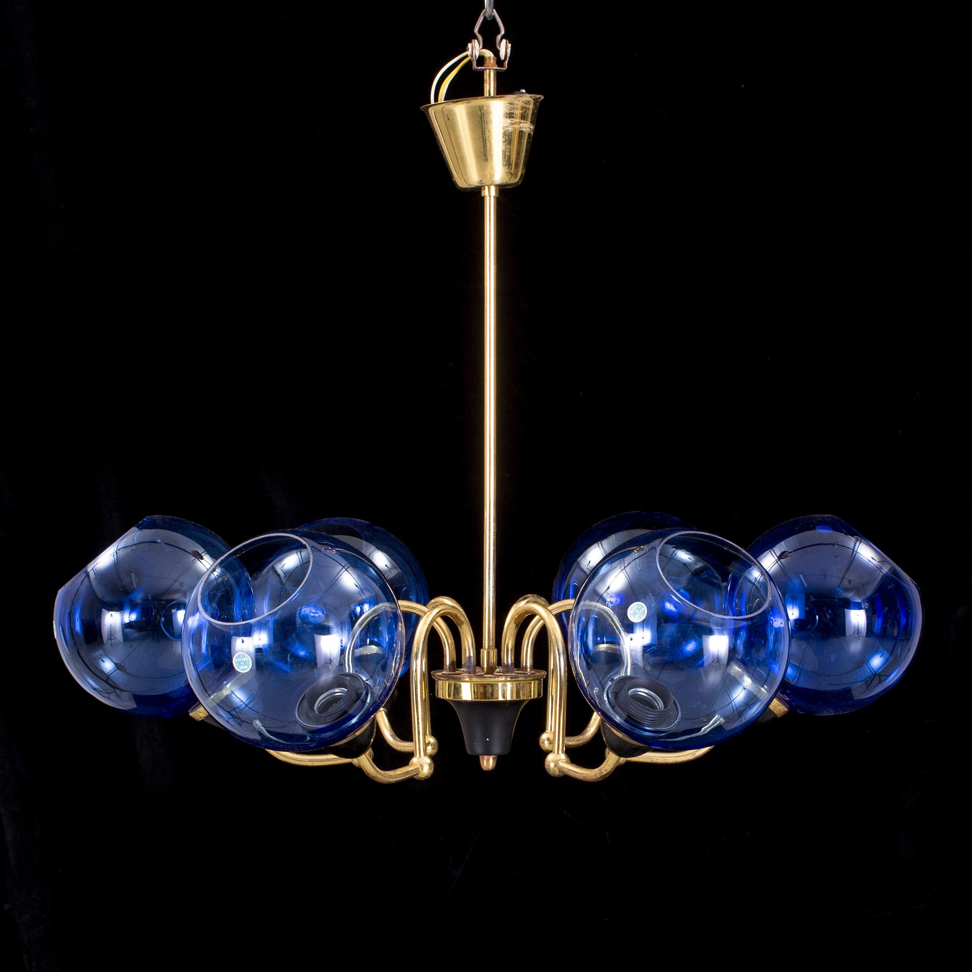 TAKLAMPA, 1950/60-tal. Höjd 60 cm.