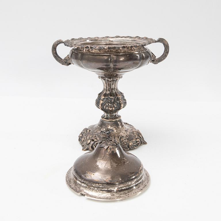 Skål med lock, silver, Sverige, 1865.