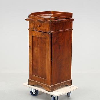 POTTSKÅP, Karl Johan, 1800-talets första hälft.