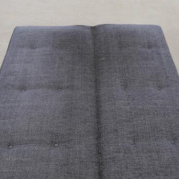 Poul M. Volther, sofa/daybed "Diva/981", Gemla Fabriker AB, Sweden, 1950s.