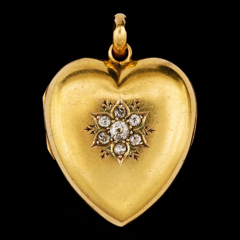 A heart shaped pendant, c.1900.