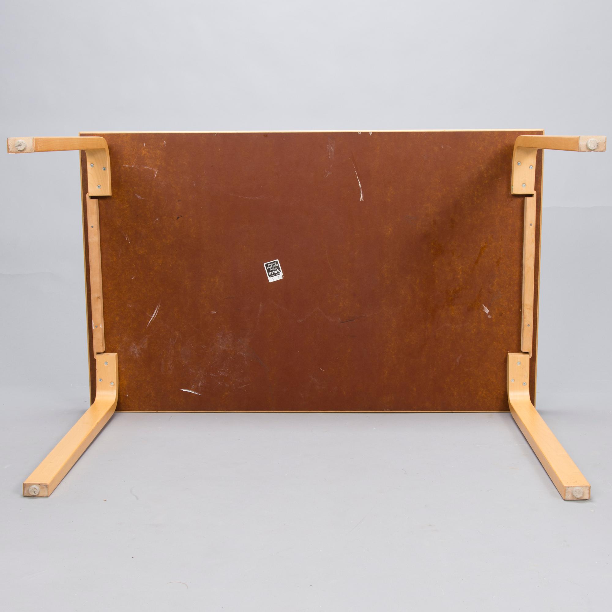 ALVAR AALTO, BORD 81B, Artek, 1900-talets slut.