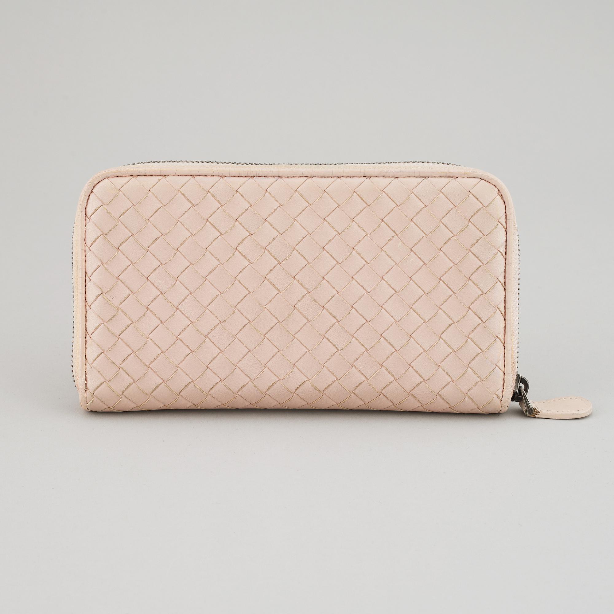 BOTTEGA VENETA, a intrecciato leather wallet.