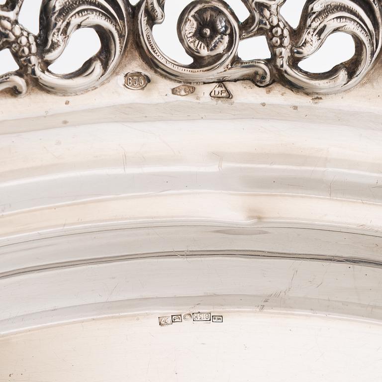A silver tray, Italy, control marked Wasama & Co Oy, Helsinki 1968.