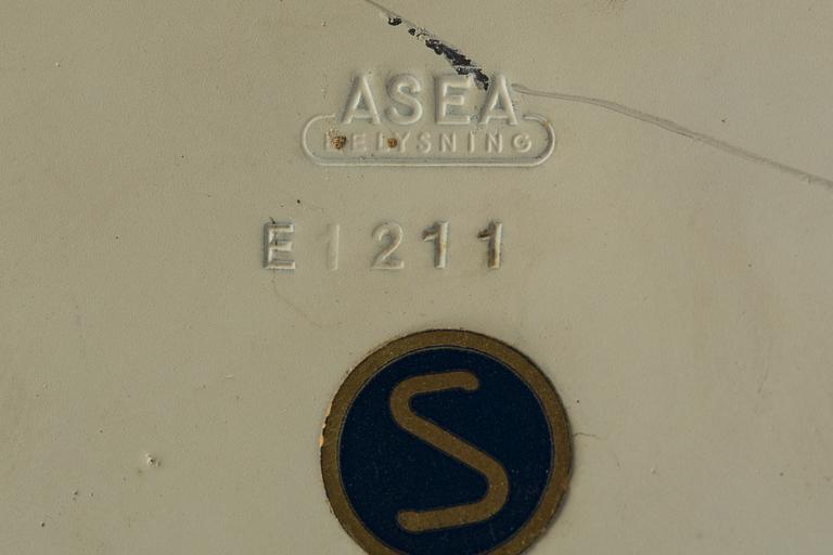 SÄNGLAMPOR, ett par. ASEA. 1900-talets mitt.