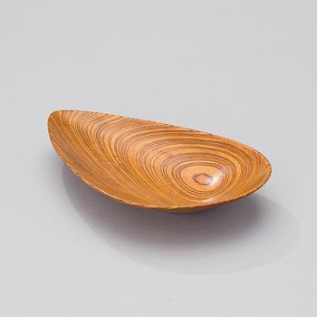 TAPIO WIRKKALA, A plywood dish, 1950s.