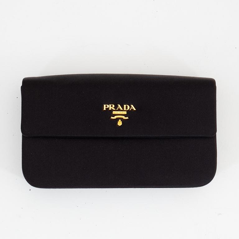 Prada, clutch.
