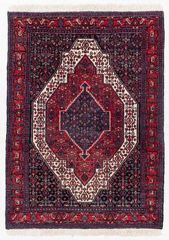 A Senneh rug, c. 160 x 117 cm.