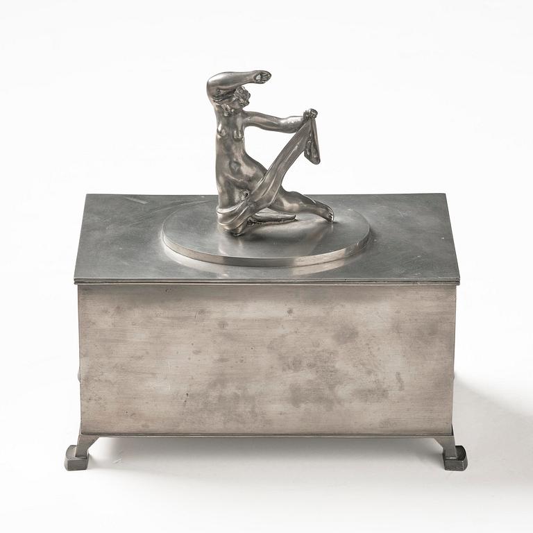 Nils Fougstedt, & Thorvald Alef, a pewter box model A 811, Firma Svenskt Tenn, Stockholm, 1929.